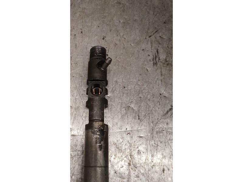 Recambio de inyector para ssangyong rodius i 2.7 xdi referencia OEM IAM A6650170221  DELPHI