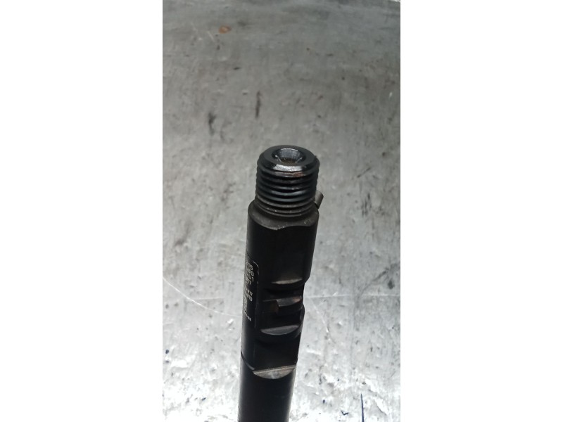 Recambio de inyector para ssangyong rodius i 2.7 xdi referencia OEM IAM A6650170221  DELPHI
