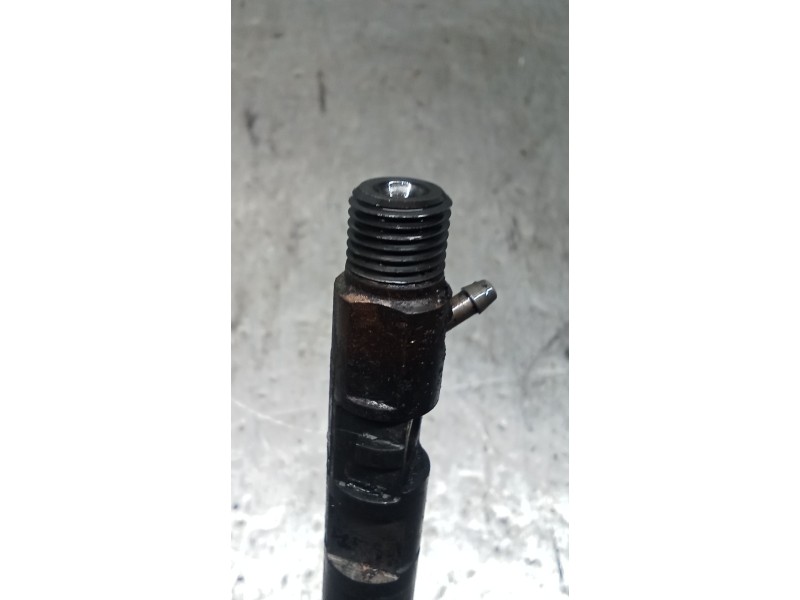 Recambio de inyector para ssangyong rodius i 2.7 xdi referencia OEM IAM A6650170221  DELPHI