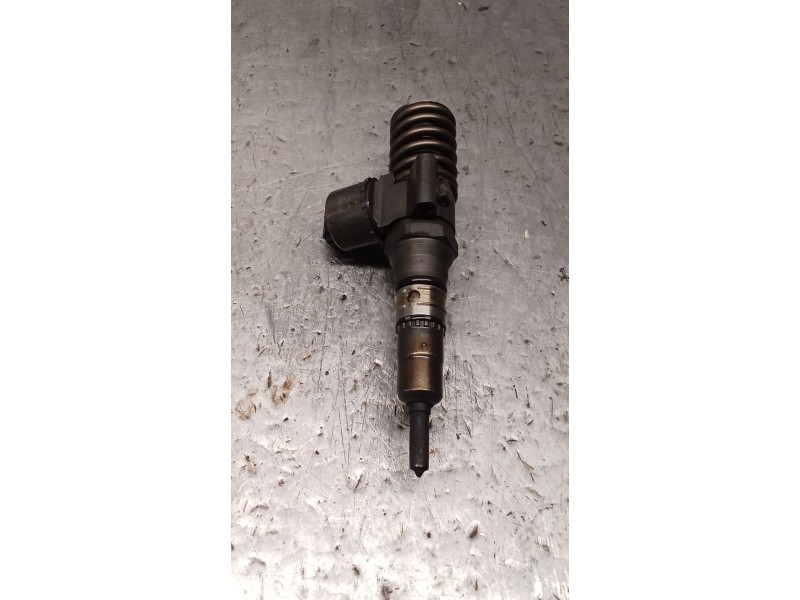 Recambio de inyector para seat leon (1p1) 2.0 tdi 16v referencia OEM IAM 03G130073G 0414720404 BOSCH 05