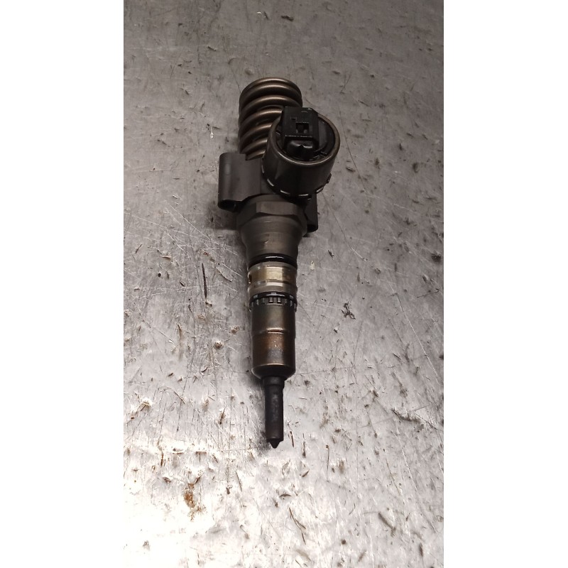 Recambio de inyector para seat leon (1p1) 2.0 tdi 16v referencia OEM IAM 03G130073G 0414720404 BOSCH 05