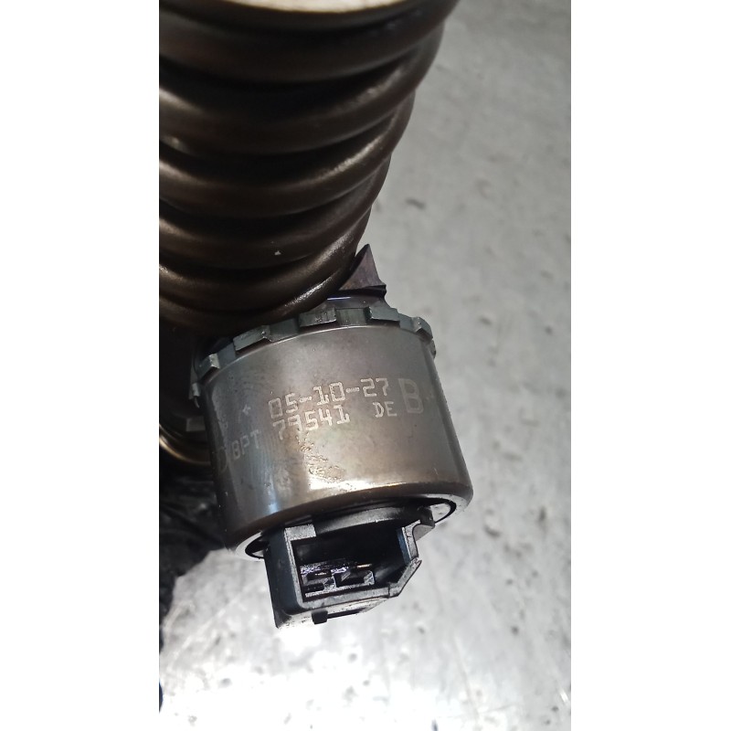 Recambio de inyector para seat leon (1p1) 2.0 tdi 16v referencia OEM IAM 03G130073G 0414720404 BOSCH 05