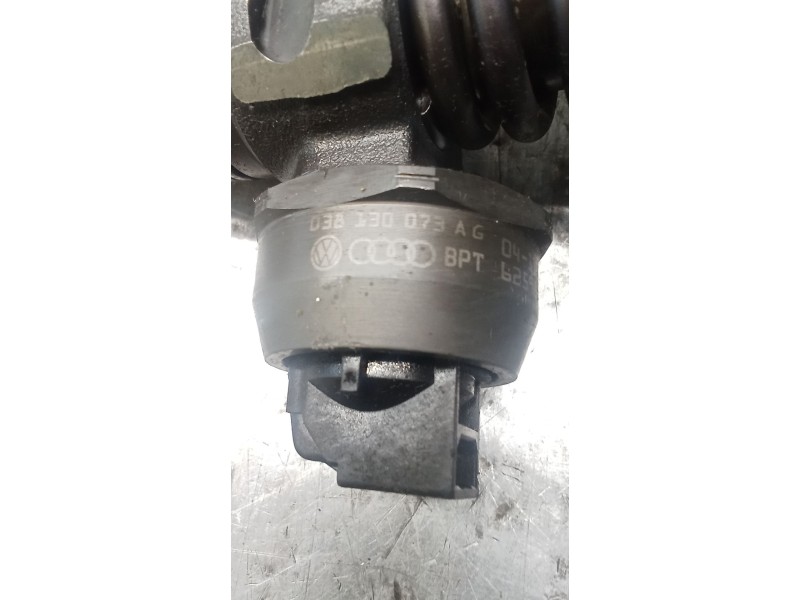 Recambio de inyector para skoda octavia ii (1z3) 1.9 tdi referencia OEM IAM 038130073AG 0414720215 BOSCH