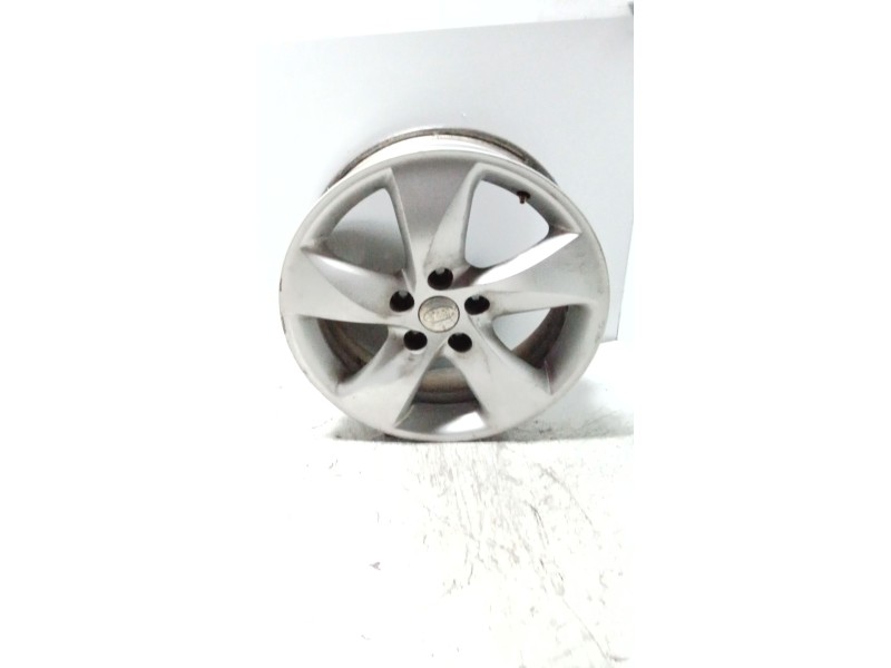 Recambio de juego llantas para kia carens referencia OEM IAM 6.5J17 529101D300 