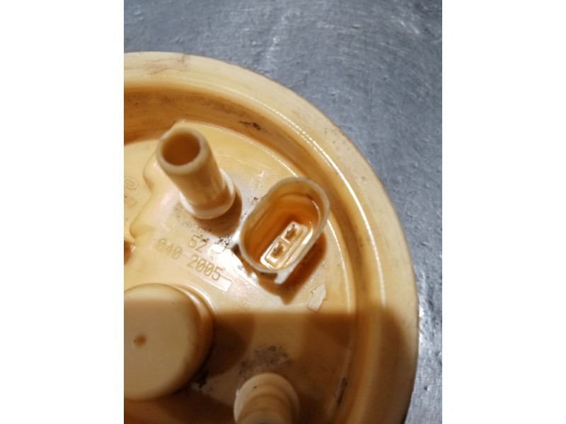 Recambio de bomba combustible para audi a4 b6 (8e2) 2.5 tdi referencia OEM IAM   