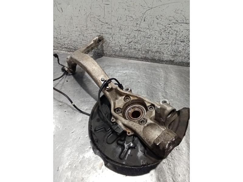 Recambio de mangueta delantera derecha para audi a4 b6 (8e2) 2.5 tdi referencia OEM IAM   