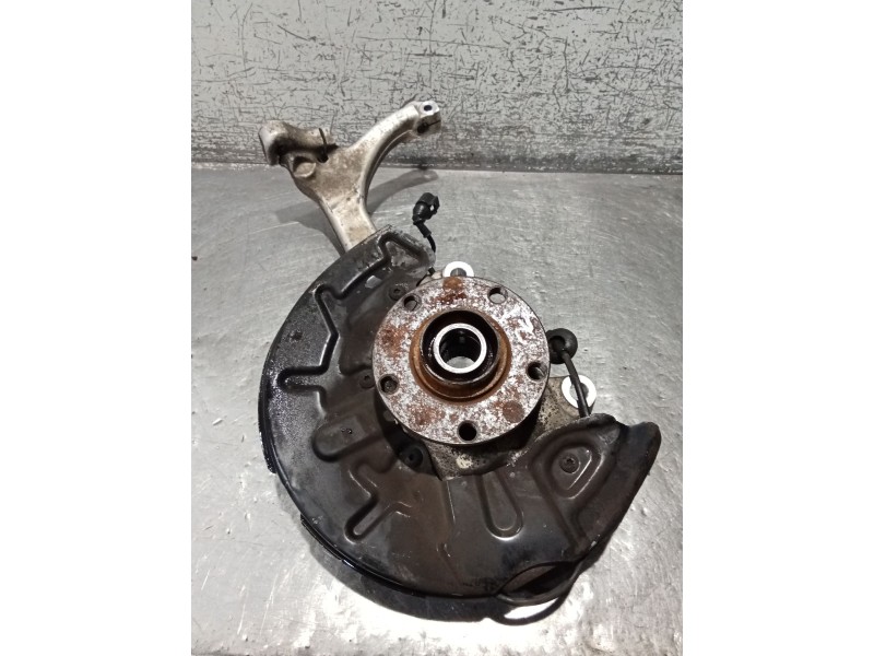 Recambio de mangueta delantera izquierda para audi a4 b6 (8e2) 2.5 tdi referencia OEM IAM   