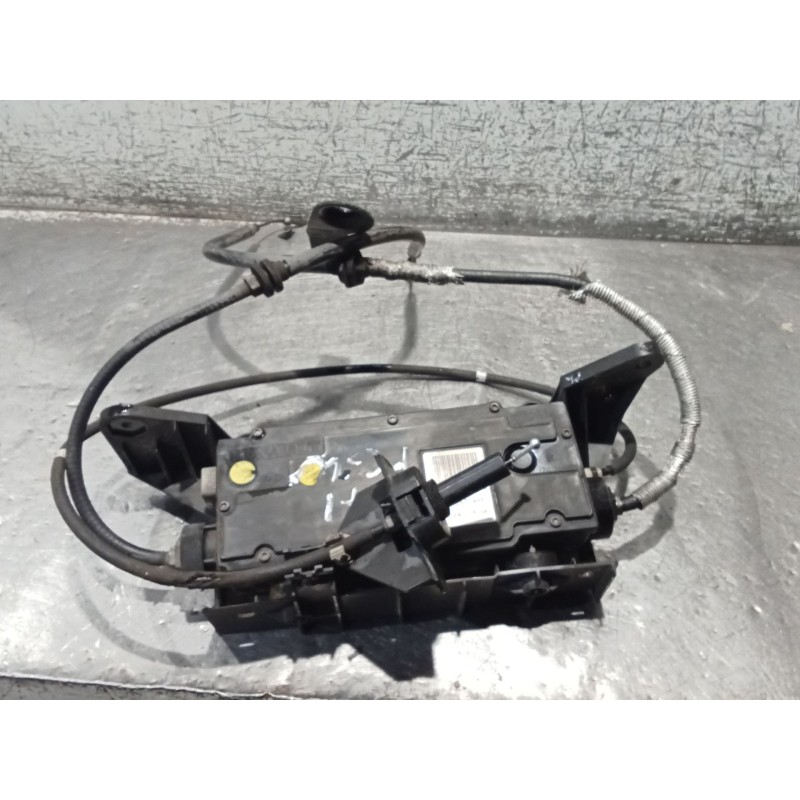 Recambio de freno de mano electrico para renault grand scénic ii (jm0/1_) 1.5 dci (jm1e) referencia OEM IAM 8200571486  