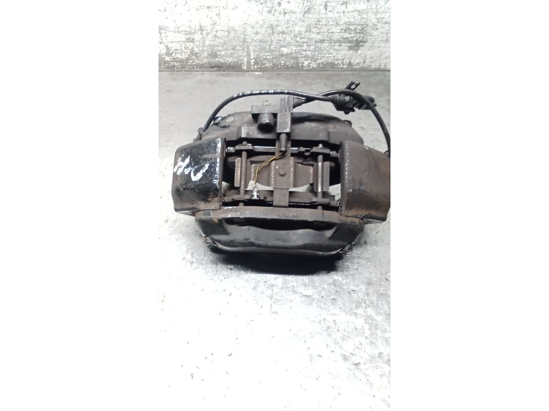 Recambio de pinza freno delantera derecha para mercedes-benz clase s (w220) berlina 500 (220.075) referencia OEM IAM  BREMBO 98
