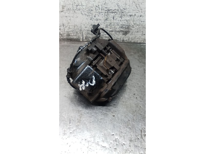 Recambio de pinza freno delantera derecha para mercedes-benz clase s (w220) berlina 500 (220.075) referencia OEM IAM  BREMBO 98