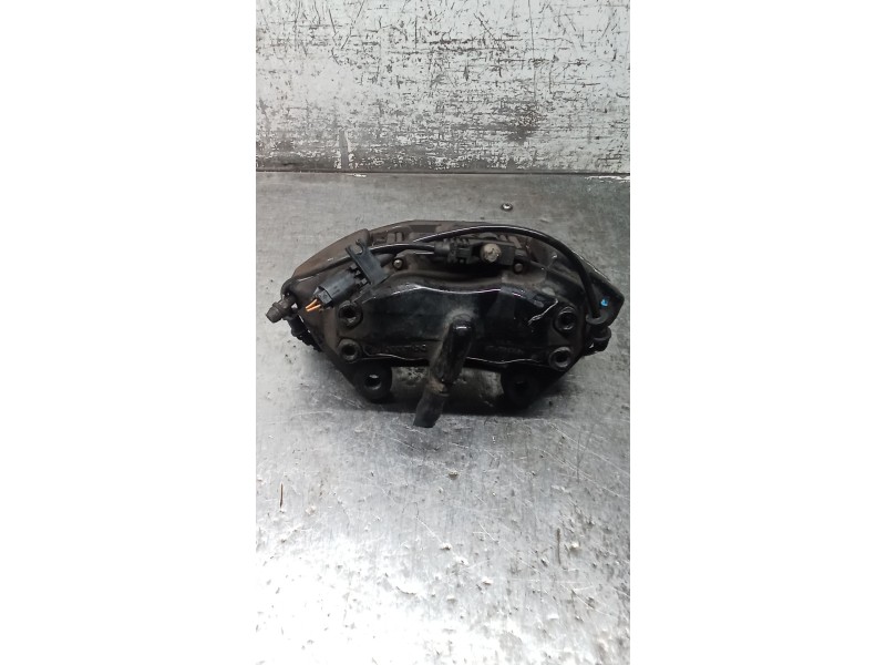 Recambio de pinza freno delantera derecha para mercedes-benz clase s (w220) berlina 500 (220.075) referencia OEM IAM  BREMBO 98