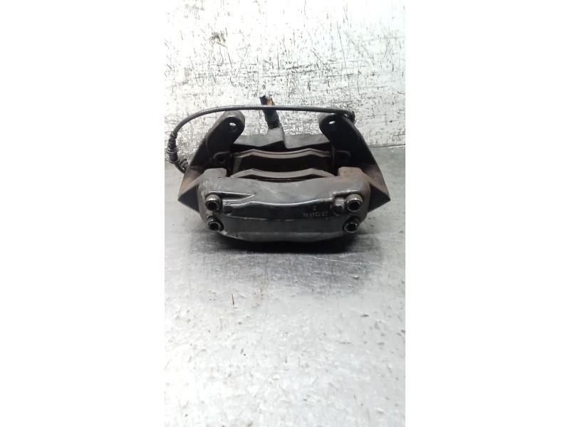 Recambio de pinza freno delantera derecha para mercedes-benz clase s (w220) berlina 500 (220.075) referencia OEM IAM  BREMBO 98
