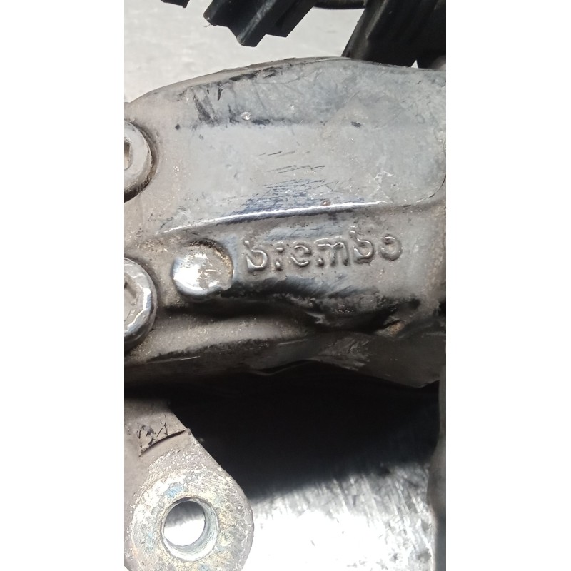 Recambio de pinza freno delantera derecha para mercedes-benz clase s (w220) berlina 500 (220.075) referencia OEM IAM  BREMBO 98