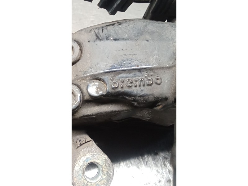 Recambio de pinza freno delantera derecha para mercedes-benz clase s (w220) berlina 500 (220.075) referencia OEM IAM  BREMBO 98
