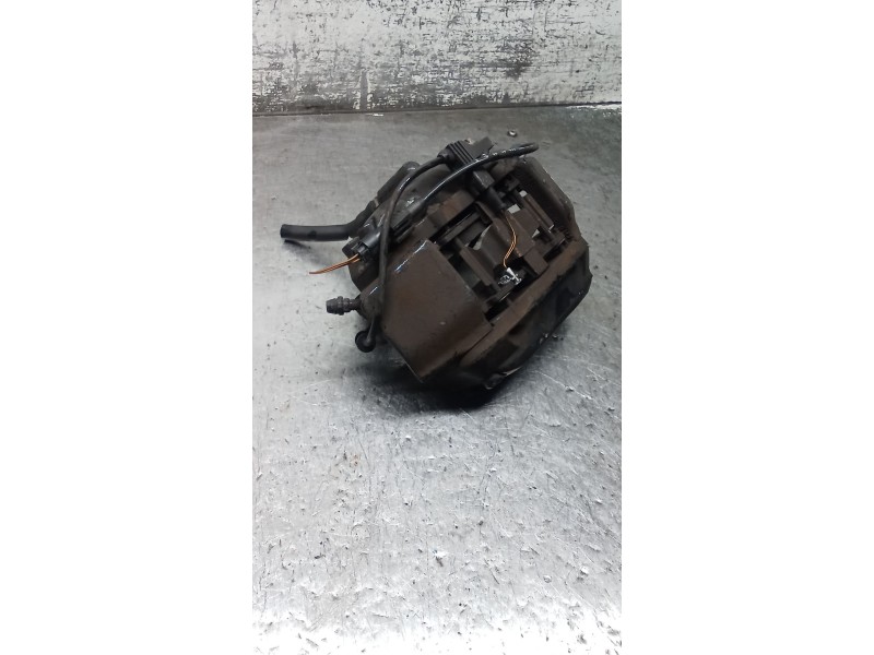 Recambio de pinza freno delantera izquierda para mercedes-benz clase s (w220) berlina 500 (220.075) referencia OEM IAM  BREMBO 9