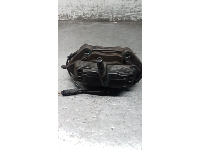 Recambio de pinza freno delantera izquierda para mercedes-benz clase s (w220) berlina 500 (220.075) referencia OEM IAM  BREMBO 9