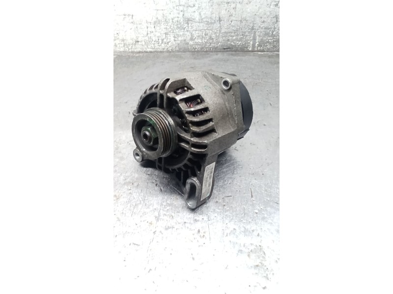 Recambio de alternador para fiat seicento / 600 (187_) 1.1 (187axb, 187axb1a, 187axc1a02) referencia OEM IAM 51859049 90A 05