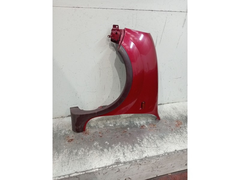 Recambio de aleta delantera izquierda para renault kangoo (kc0/1_) 1.9 dci 4x4 (kc0v) referencia OEM IAM   4P