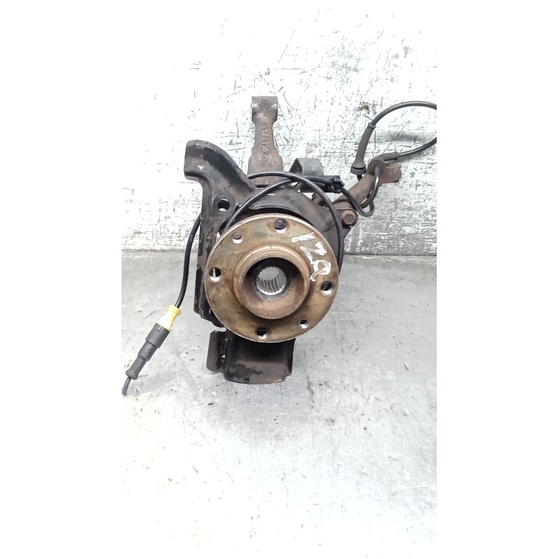 Recambio de mangueta delantera izquierda para fiat seicento / 600 (187_) 1.1 (187axb, 187axb1a, 187axc1a02) referencia OEM IAM 4