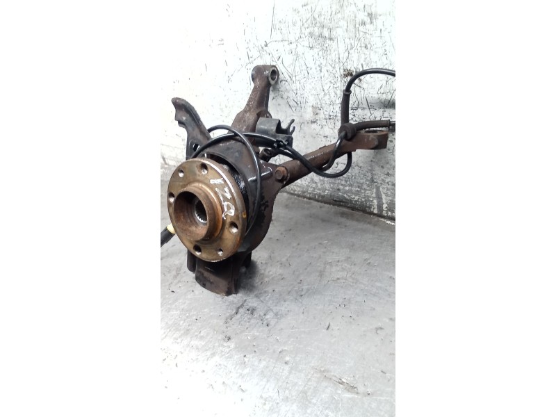 Recambio de mangueta delantera izquierda para fiat seicento / 600 (187_) 1.1 (187axb, 187axb1a, 187axc1a02) referencia OEM IAM 4