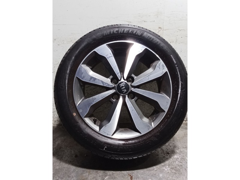 Recambio de juego llantas para kia stonic (yb) 1.2 cvvt referencia OEM IAM 195/55 R16 87H  