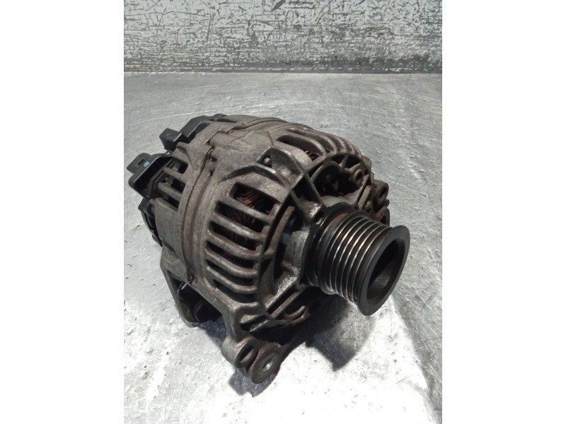 Recambio de alternador para seat ibiza iii (6l1) 1.4 16v referencia OEM IAM 037903025G 0124315007386 70A