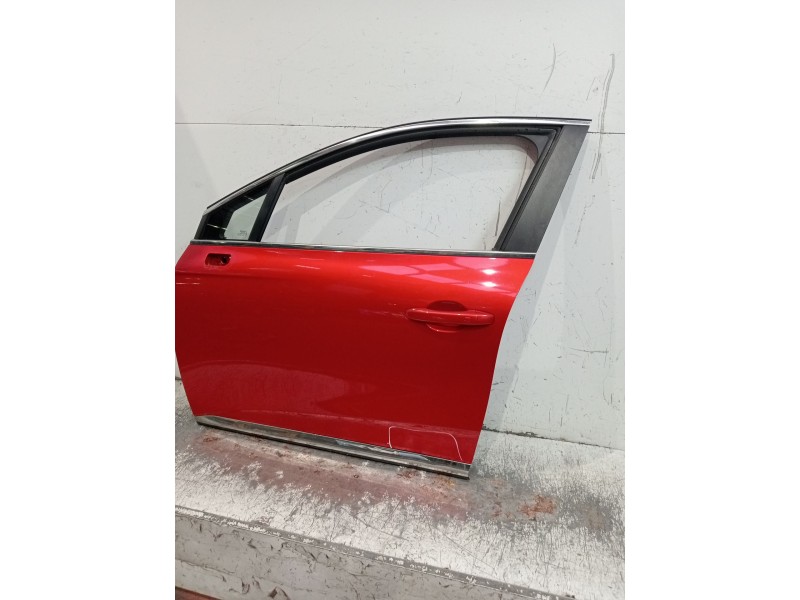 Recambio de puerta delantera izquierda para renault clio v referencia OEM IAM   5P