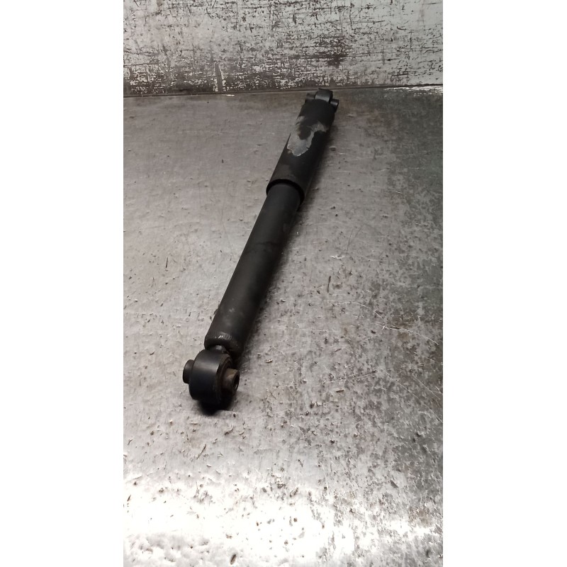 Recambio de amortiguador trasero izquierdo para citroën c3 i (fc_, fn_) 1.4 hdi referencia OEM IAM   02