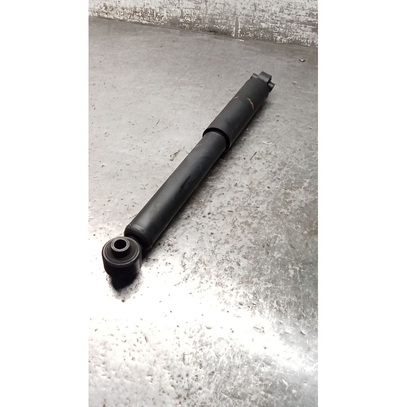Recambio de amortiguador trasero derecho para citroën c3 i (fc_, fn_) 1.4 hdi referencia OEM IAM   02