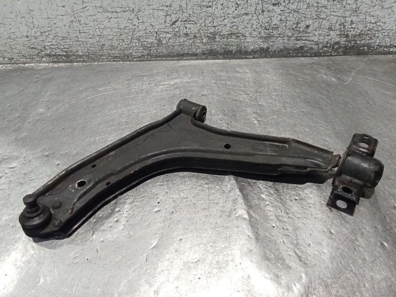Recambio de brazo suspension inferior delantero izquierdo para skoda felicia i (6u1) 1.3 referencia OEM IAM   94