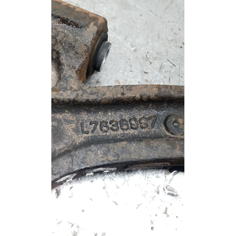 Recambio de brazo suspension inferior delantero izquierdo para fiat seicento / 600 (187_) 1.1 (187axb, 187axb1a, 187axc1a02) ref