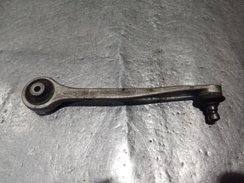 Recambio de brazo suspension superior delantero izquierdo para audi a4 b6 (8e2) 2.5 tdi referencia OEM IAM CZWDSTRW 01 ANTERIOR