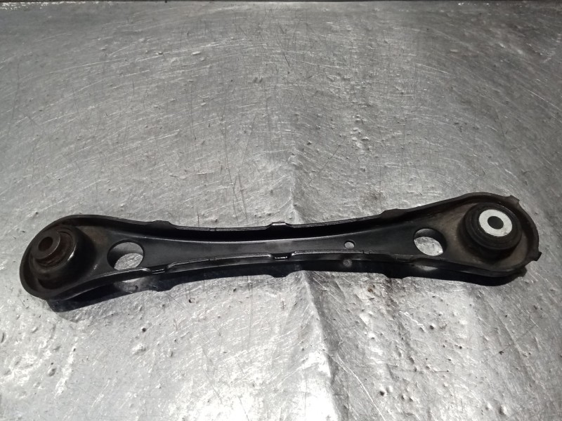 Recambio de brazo suspension inferior trasero izquierdo para audi a4 b6 (8e2) 2.5 tdi referencia OEM IAM 8E0501529K 01 POSTERIOR