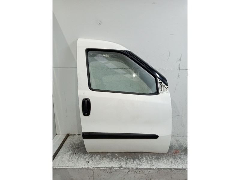 Recambio de puerta delantera derecha para fiat doblo cargo (263_) 1.3 d multijet referencia OEM IAM   4P