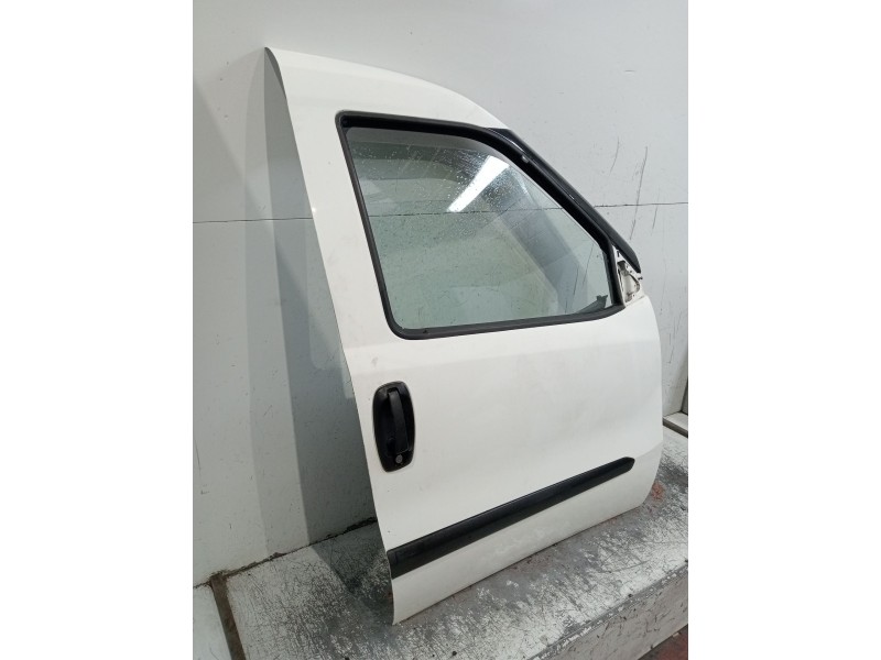 Recambio de puerta delantera derecha para fiat doblo cargo (263_) 1.3 d multijet referencia OEM IAM   4P
