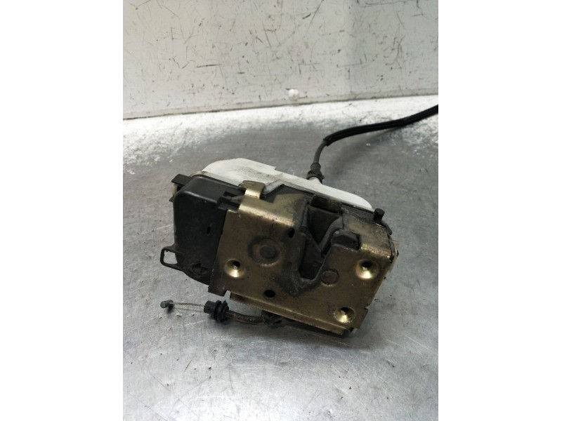 Recambio de motor cierre centralizado trasero izquierdo para citroën c3 i (fc_, fn_) 1.4 hdi referencia OEM IAM  5P 2002