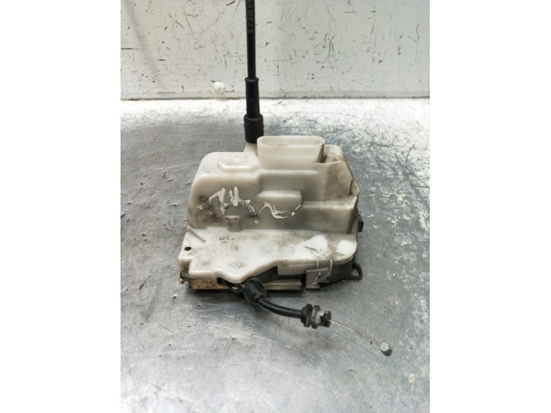 Recambio de motor cierre centralizado trasero izquierdo para citroën c3 i (fc_, fn_) 1.4 hdi referencia OEM IAM  5P 2002