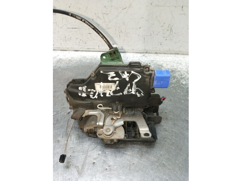 Recambio de motor cierre centralizado delantero derecho para seat ibiza iii (6l1) 1.4 16v referencia OEM IAM  3P 