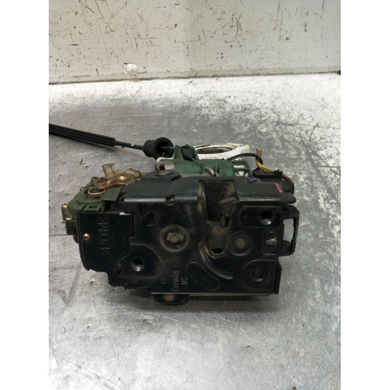 Recambio de motor cierre centralizado delantero izquierdo para seat ibiza iii (6l1) 1.4 16v referencia OEM IAM  3P 