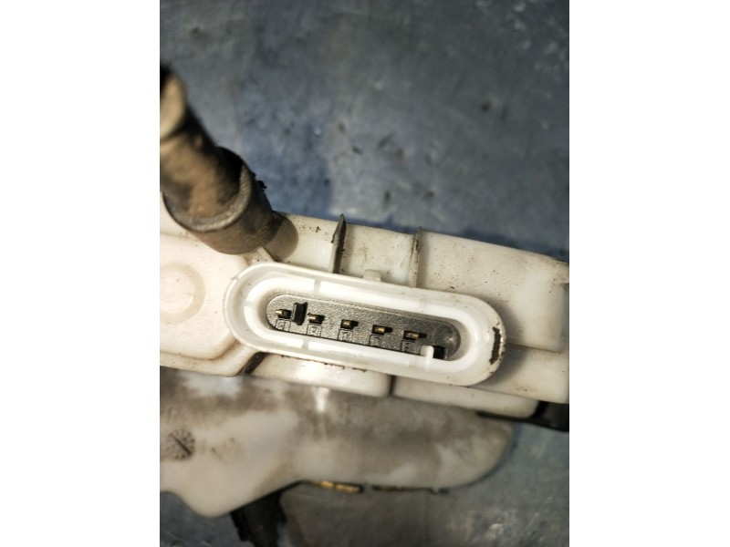 Recambio de motor cierre centralizado delantero izquierdo para citroën c3 i (fc_, fn_) 1.4 hdi referencia OEM IAM  5P 2002