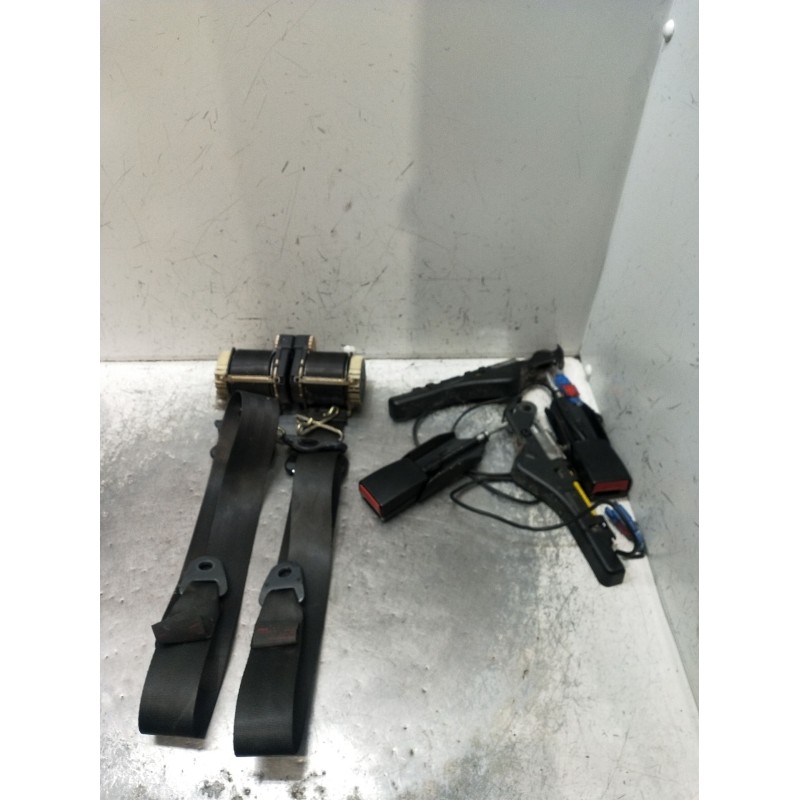 Recambio de juego cinturones delantero para citroën c3 i (fc_, fn_) 1.4 hdi referencia OEM IAM  5P 2002