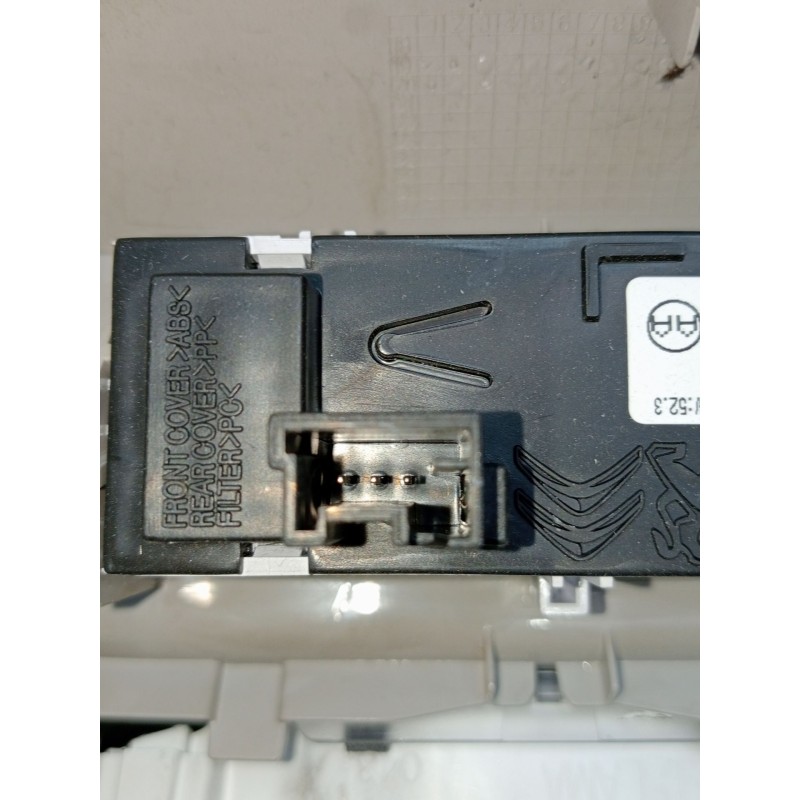 Recambio de luz interior para citroën c5 aircross (ac_, aj_, ar_, a4_) 1.5 bluehdi 130 (acyhzj, acyhzr) referencia OEM IAM 98145