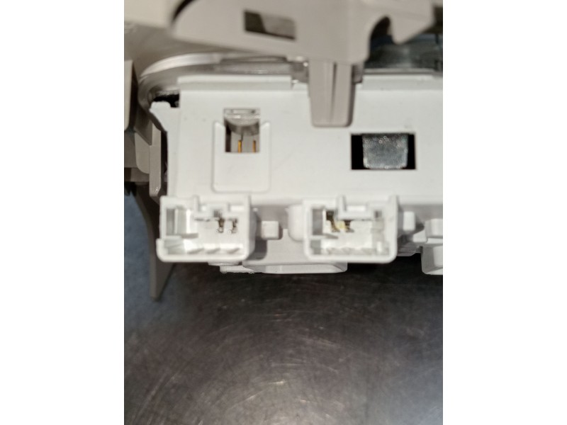 Recambio de luz interior para citroën c5 aircross (ac_, aj_, ar_, a4_) 1.5 bluehdi 130 (acyhzj, acyhzr) referencia OEM IAM 98145