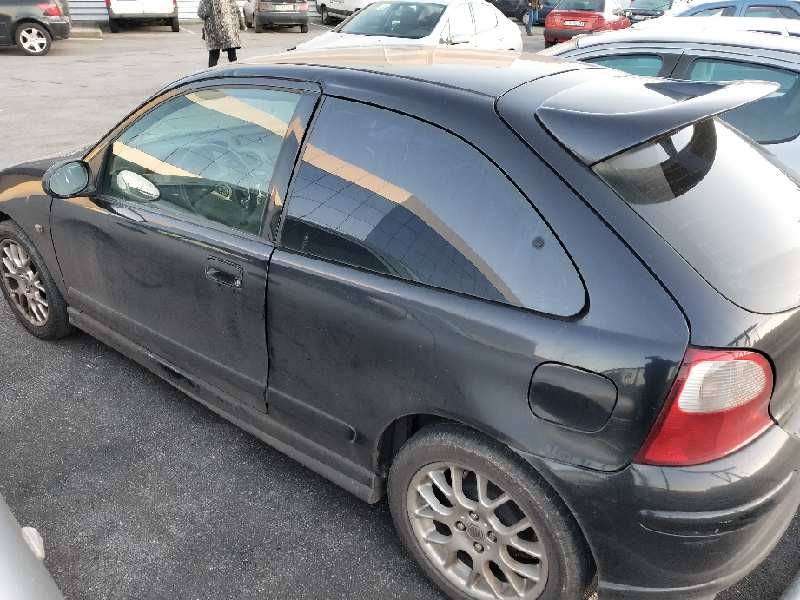 mg rover mg zr del año 2004