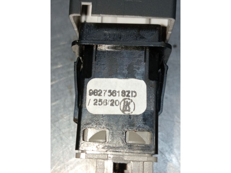 Recambio de mando multifuncion para citroën c5 aircross (ac_, aj_, ar_, a4_) 1.5 bluehdi 130 (acyhzj, acyhzr) referencia OEM IAM