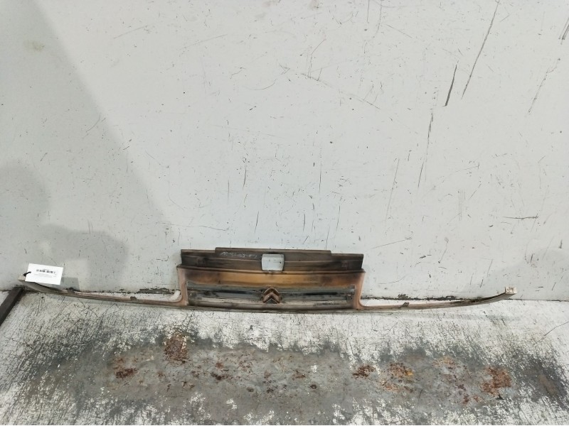 Recambio de rejilla delantera para mercedes-benz clase e (w124) berlina referencia OEM IAM   