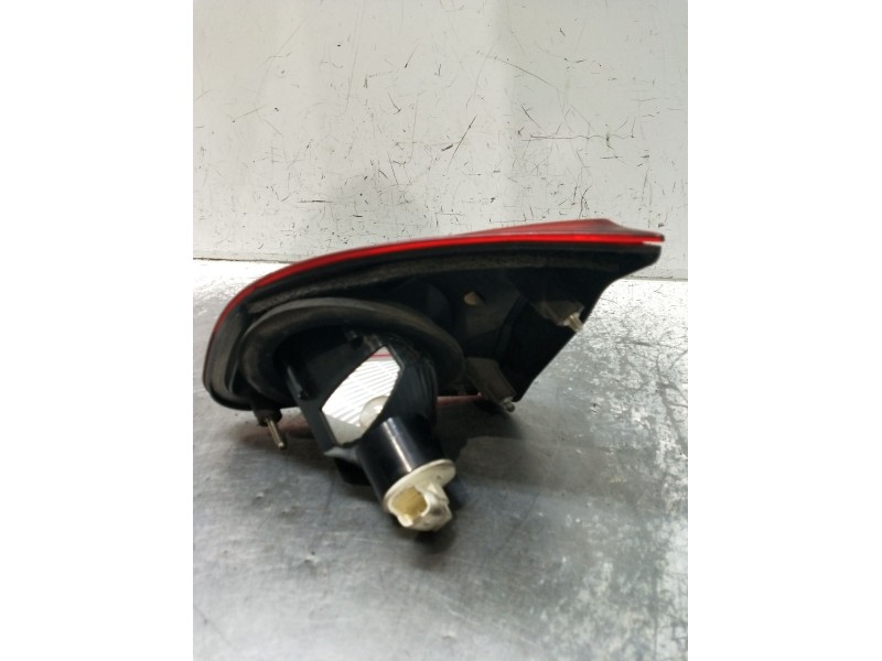 Recambio de piloto trasero izquierdo interior para nissan qashqai i (j10, nj10) 1.5 dci referencia OEM IAM 98503189 B26555BR01A 