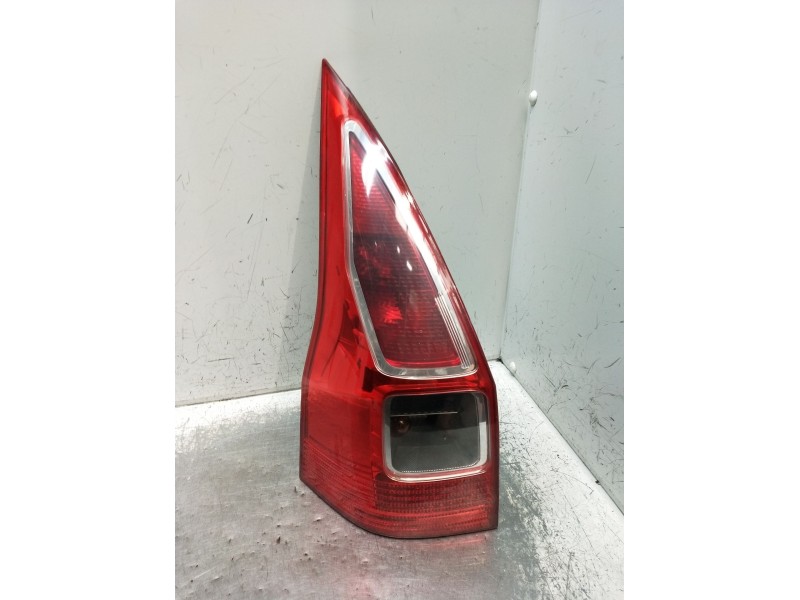 Recambio de piloto trasero izquierdo para renault megane ii station wagon (km0/1_) 1.9 dci referencia OEM IAM   