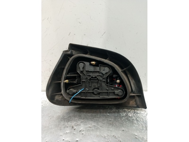 Recambio de piloto trasero derecho para renault megane i (ba0/1_) 1.9 d eco (ba0a, ba0u, ba0r) referencia OEM IAM   