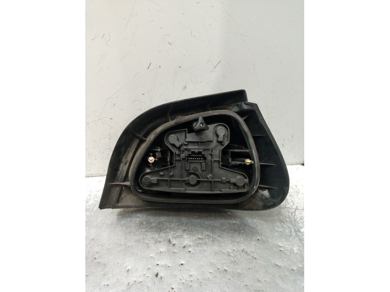 Recambio de piloto trasero izquierdo para renault megane i (ba0/1_) 1.9 d eco (ba0a, ba0u, ba0r) referencia OEM IAM   